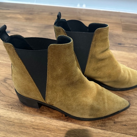 Acne Studios Shoes - Acne studios ankle boots size 8